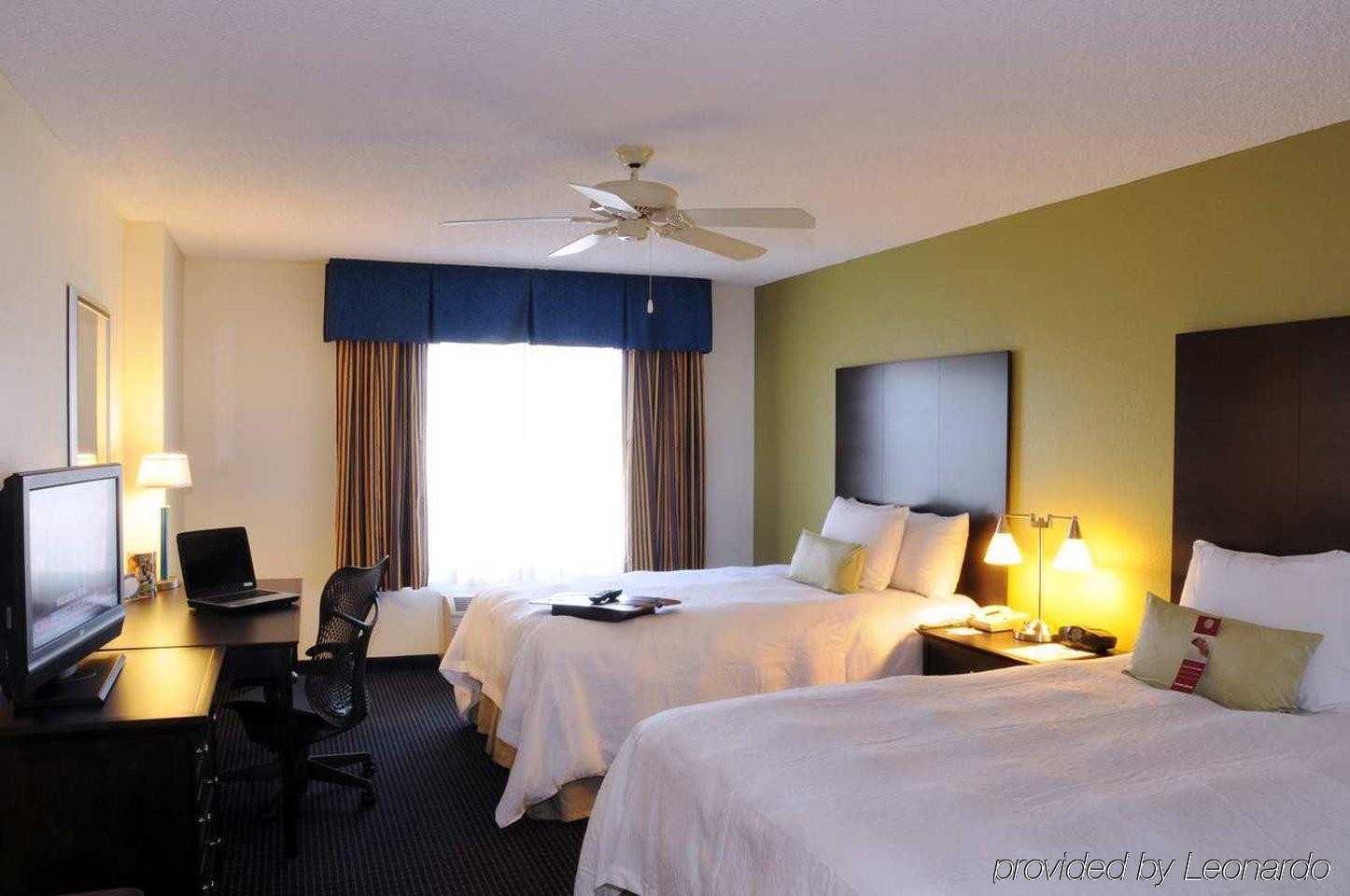 Hampton & Anaheim Hotel 3*
