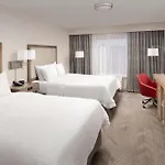 Hampton & Anaheim Hotel
