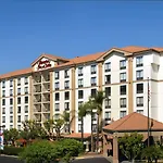 Hampton & Anaheim Hotel