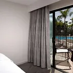 Hampton & Anaheim 3*