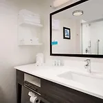 Hampton & Anaheim Hotel 3*
