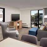 Hampton & Anaheim Hotel 3*