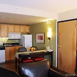 Hampton & Anaheim Hotel