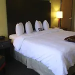 Hotel Hampton & Anaheim 3*