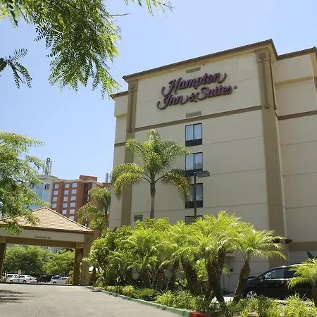 Hampton & Anaheim Hotel 3*