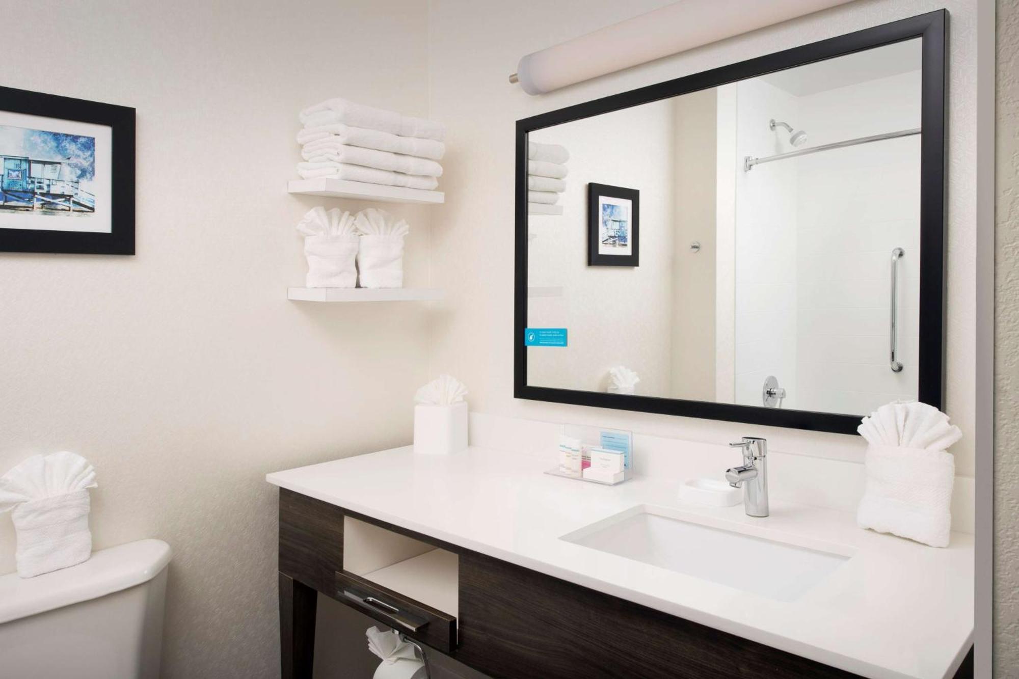 Hampton & Anaheim Hotel Garden Grove