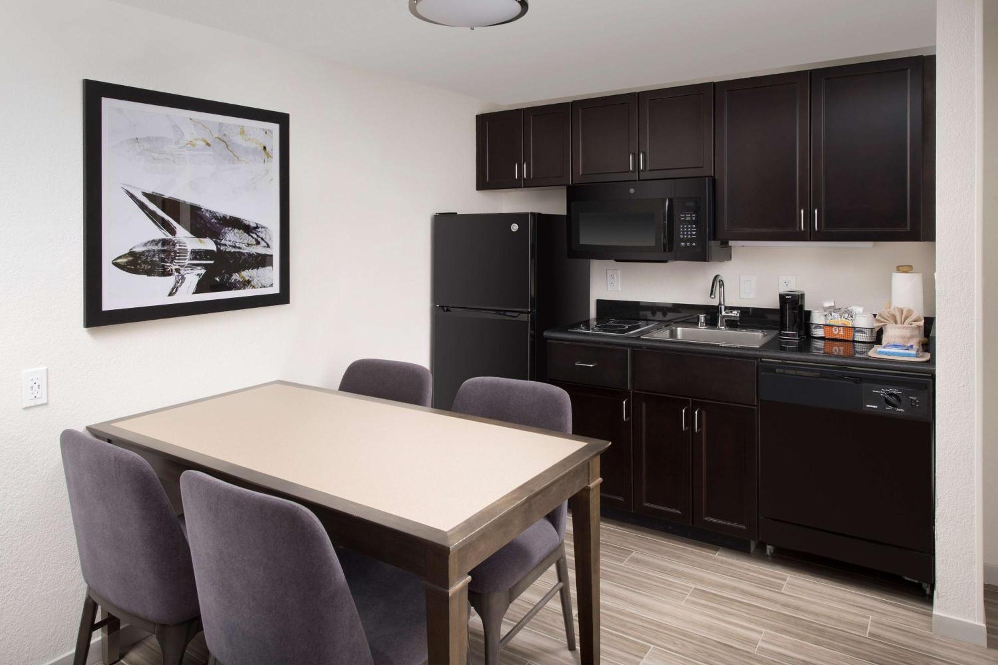 Hampton & Anaheim Garden Grove