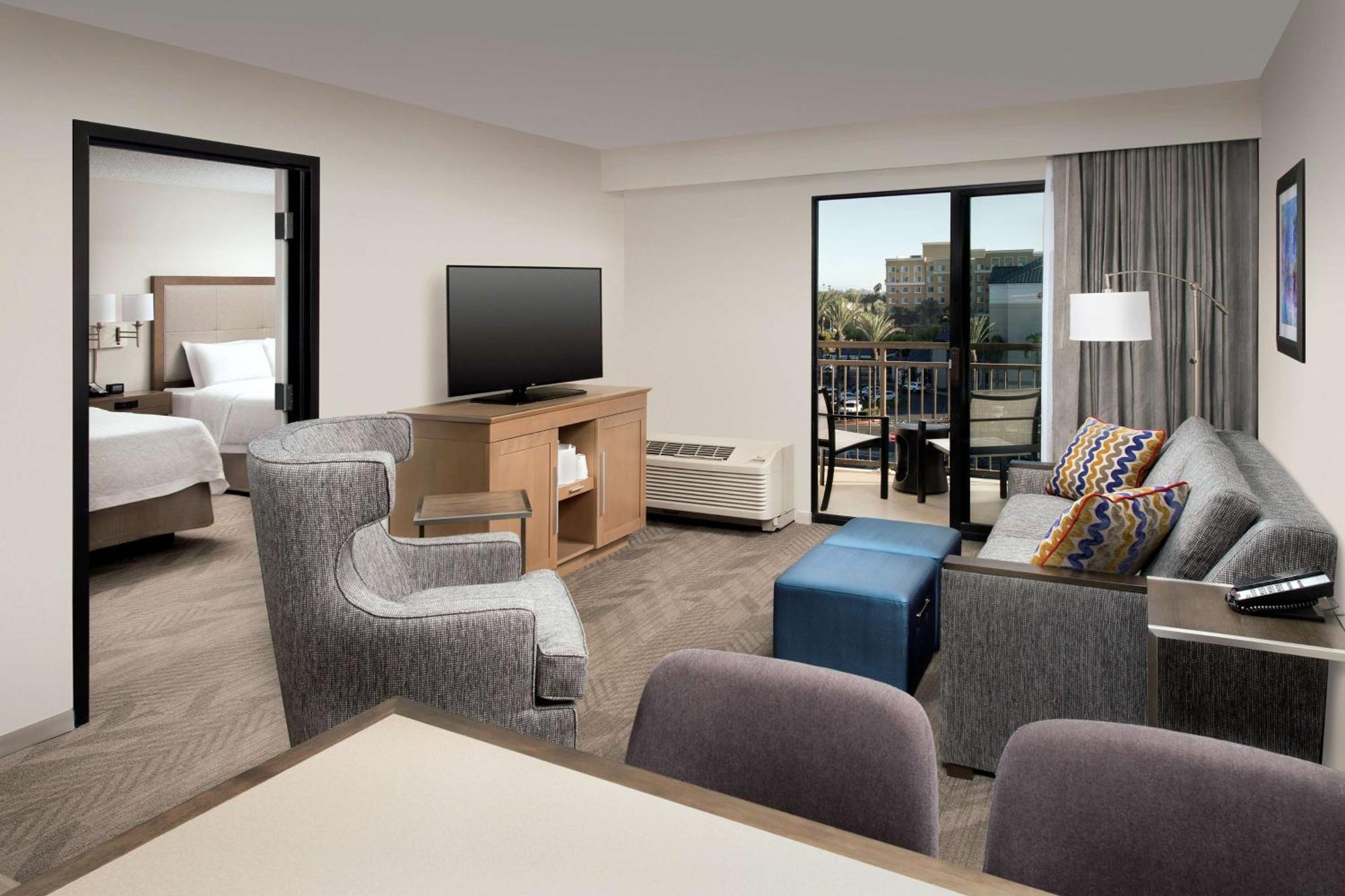 Hotel Hampton & Anaheim Garden Grove