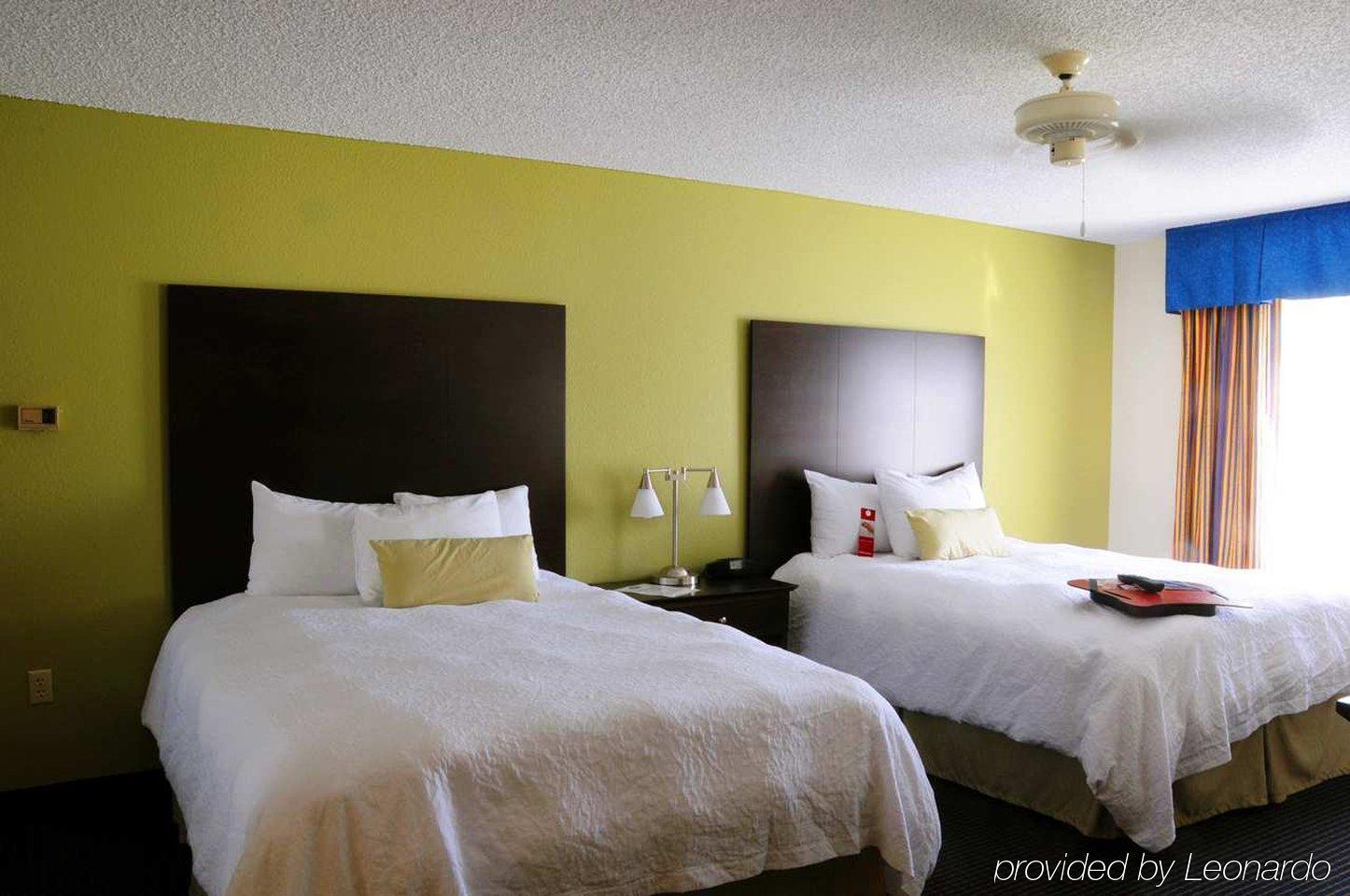 Hampton & Anaheim Hotel 3*