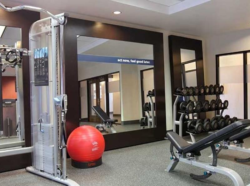 Hampton & Anaheim Hotel 3*