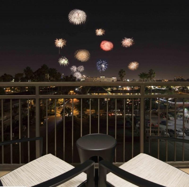 Hampton & Anaheim Hotel