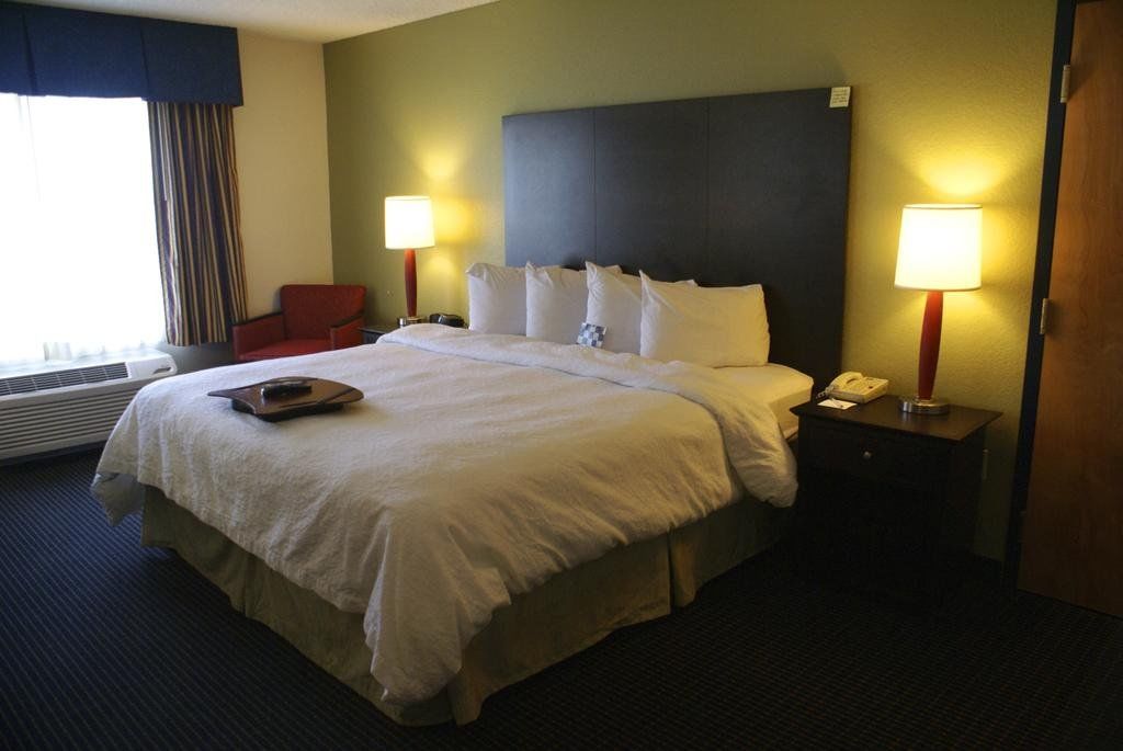 Hotel Hampton & Anaheim Garden Grove
